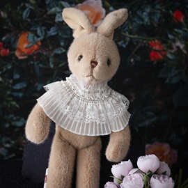 Dabron原创设计品牌蕾丝领兔子玩偶送女孩伴手礼物小娃娃公仔批发