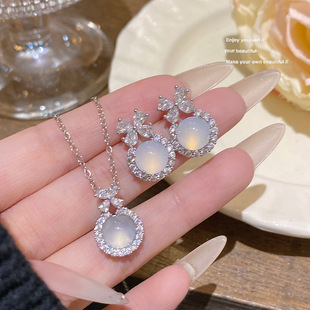 �r�Џ͹ű�͸�������i���Ů���|�p���ʯ������������b���l
