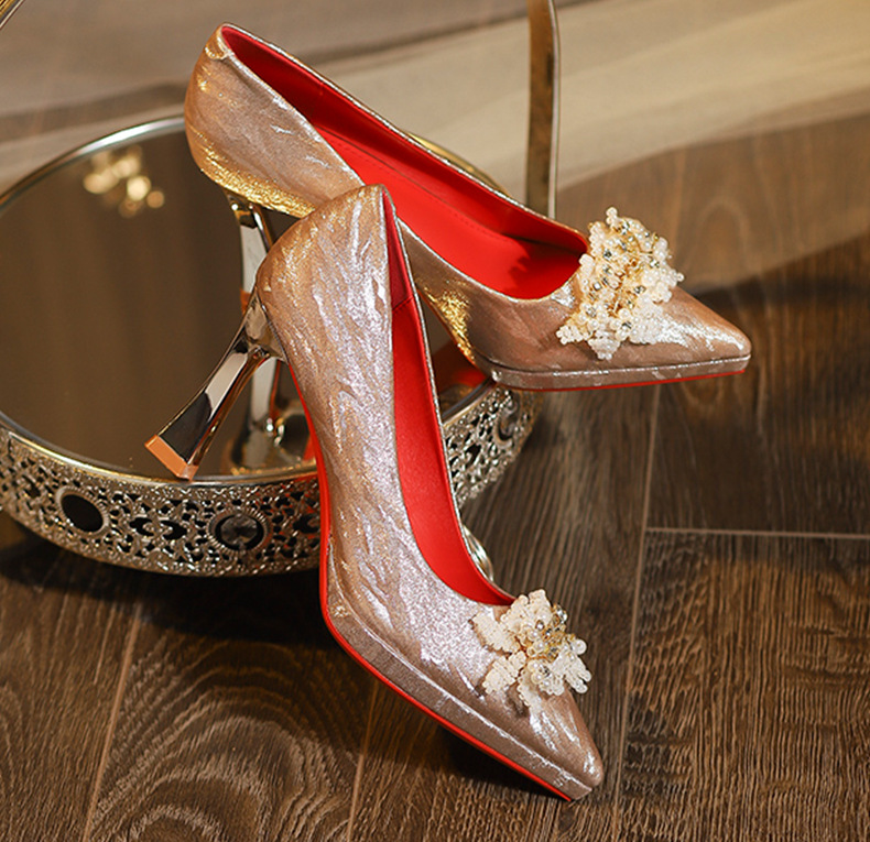 Giày cao gót mũi nhọn stiletto đính ngọc trai hoa quyến rũ, dáng thời thượng — Rượu sâm banh chi tiết 10