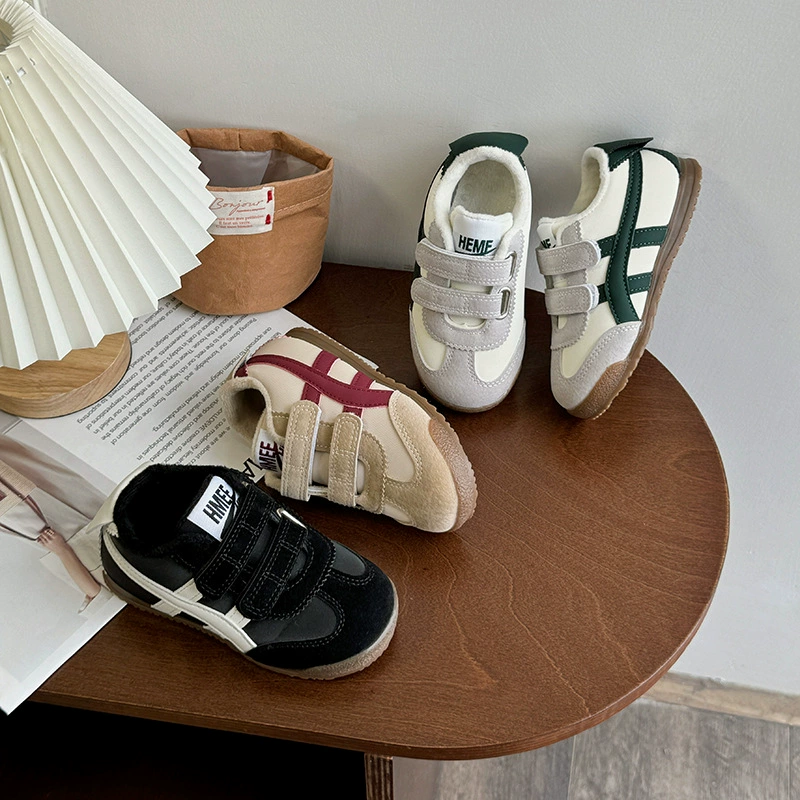 Спортивная обувь для мальчиков повседневная легкая обувь для мальчиков 2025 весна и осень новая корейская версия обуви для девочек на мягкой подошве