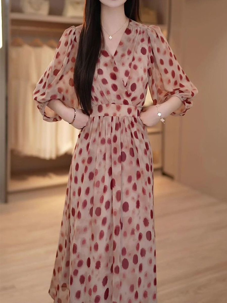 Đầm maxi nữ thắt eo họa tiết chấm bi sóng Pháp 2026 — Red wave dots (có lớp lót) chi tiết 8
