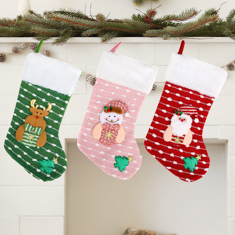 Cross-border Christmas decoration plush Christmas socks children's candy gift bag cartoon old man knitted socks window pendant