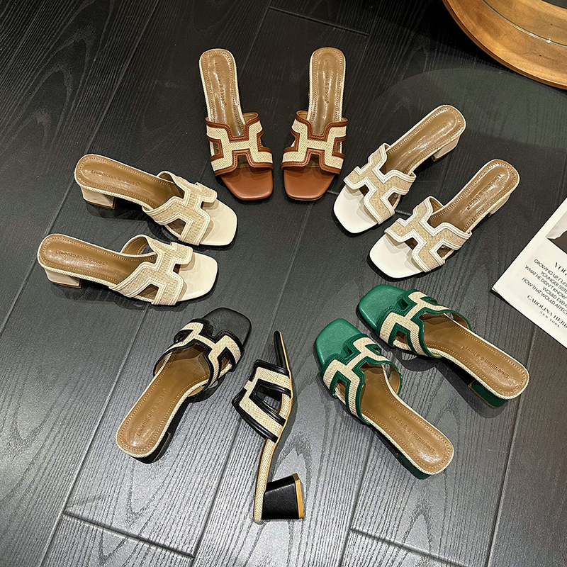 2025 Spring New European and American Style High-Heeled Slippers for Women, One-Strap Chunky Heel, Fashionable Outdoor Wear, Foreign Trade Beach Sandals for Women
