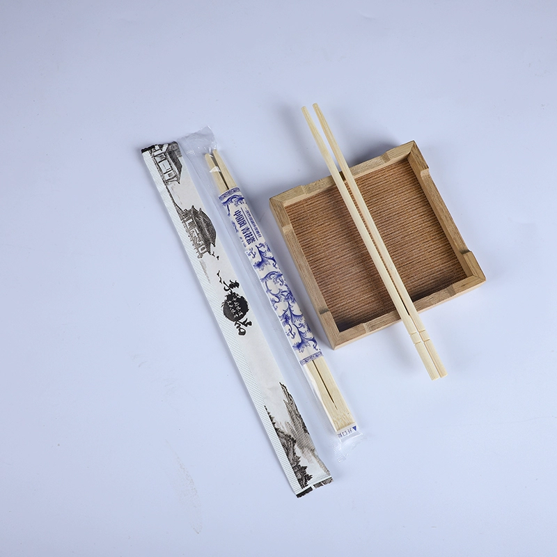  disposable chopsticks restaurant dedicated to cheap and convenient dishes and chopsticks.