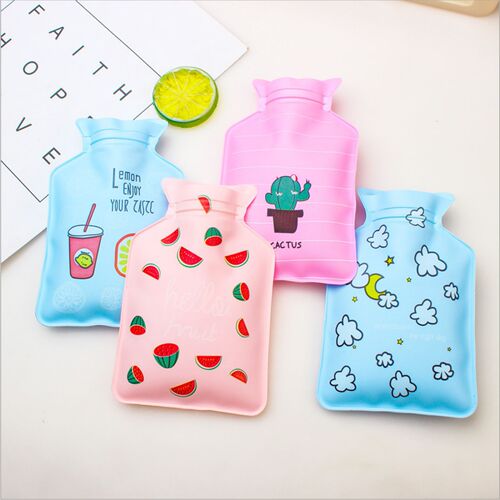 PVC cartoon mini water-filled hot water bottle student cute portable hand warmer winter hot water bottle wholesale