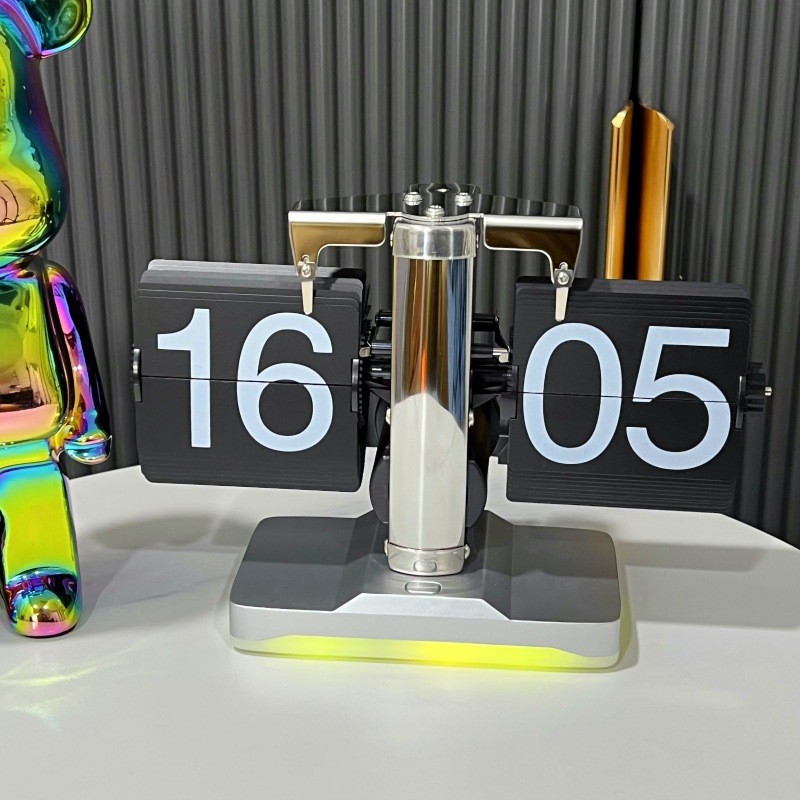 헤드 램프가있는 24 시간 스테인레스 스틸 블랙 페이지