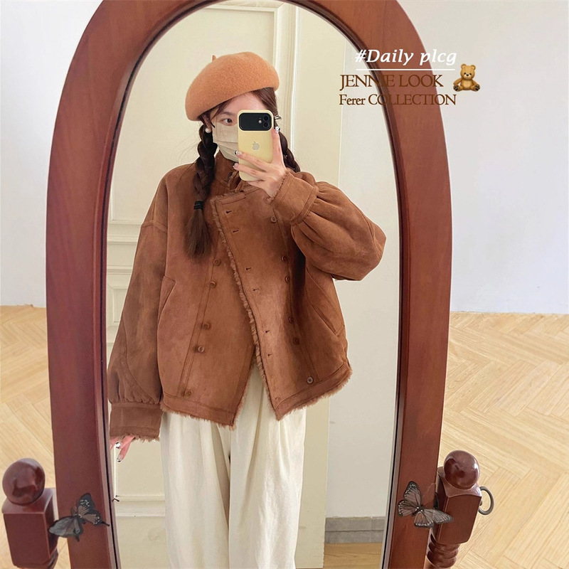 Hazelnut Latte Fur All-In-One Outwear for Women Autumn and Winter Lamb Wool Sheep Shearling Fur Outwear Loose Motorcycle Jacket B157