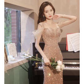 粉色晚礼服2026年新款高端宴会气质修身主持人亮片鱼尾订婚礼服女