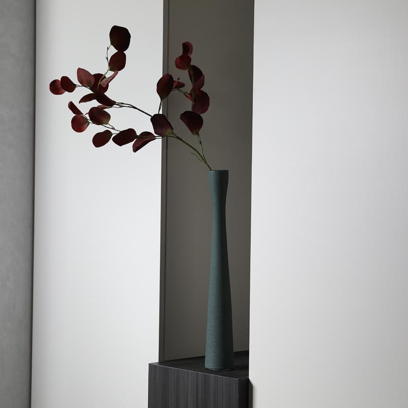 Vaso de cerámica simple y delgada larga larga rama larga flor grande arreglador de flores gabinete de televisión gabinete de entrada decoración doméstica