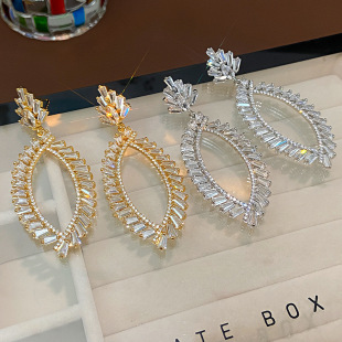 �W���羳���Ů�߼����ʯ�U�Վ׺ζ���s925�y��¿��L��Զ��h