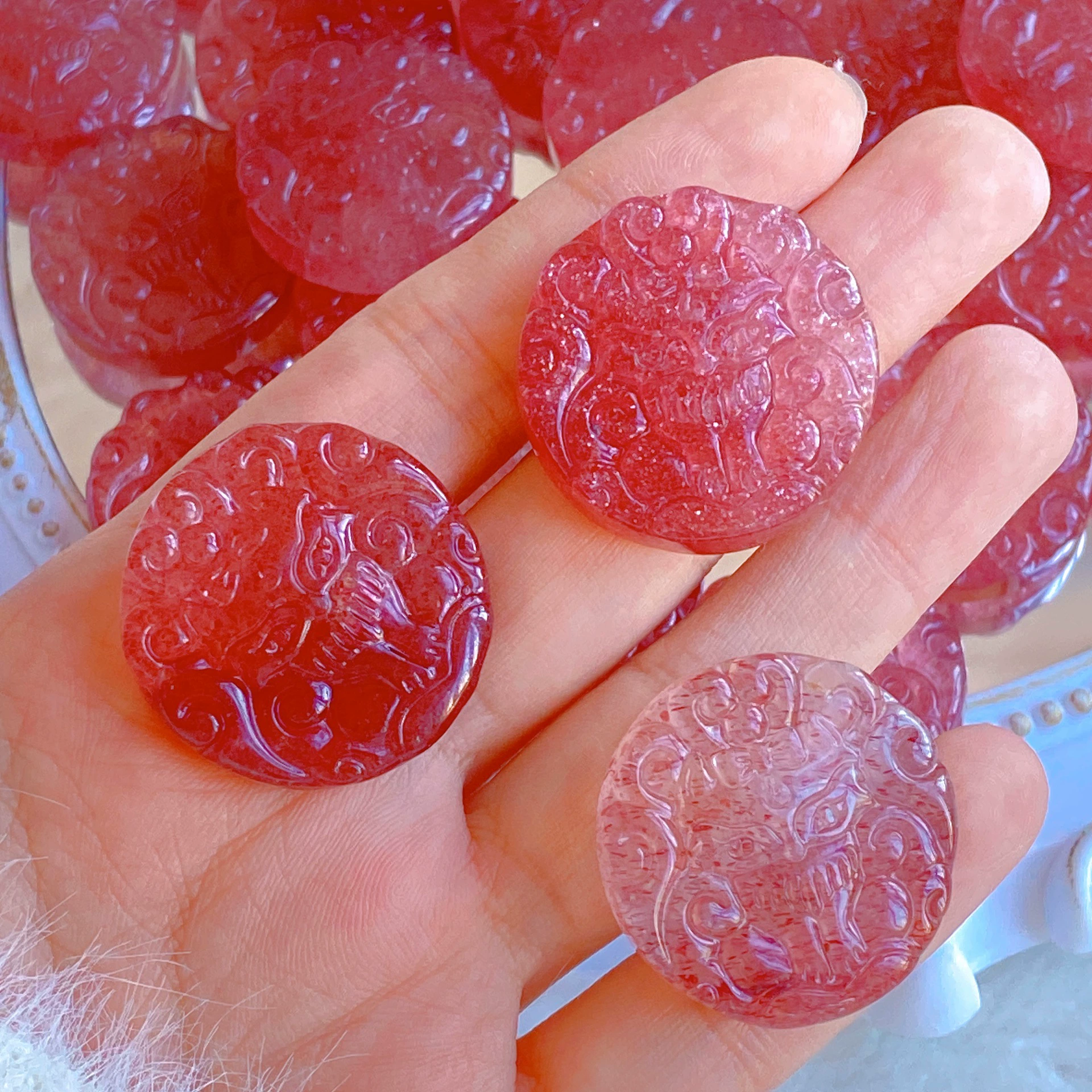 Натуральный кристалл Starlight Strawberry Crystal Фокс Аксессуары Оптовая Овальный кулон ручной браслет ожерелье Бренд украшения