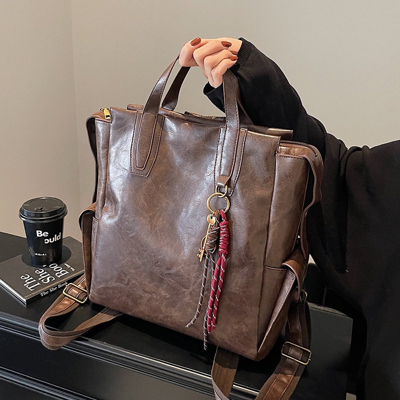 Bolsos de mujer Bolsos de mujer Bolsos de viaje Bolsos de estilo nuevo casual de mujer salvaje Bolsos de viaje de gran capacidad Moda retro de primavera