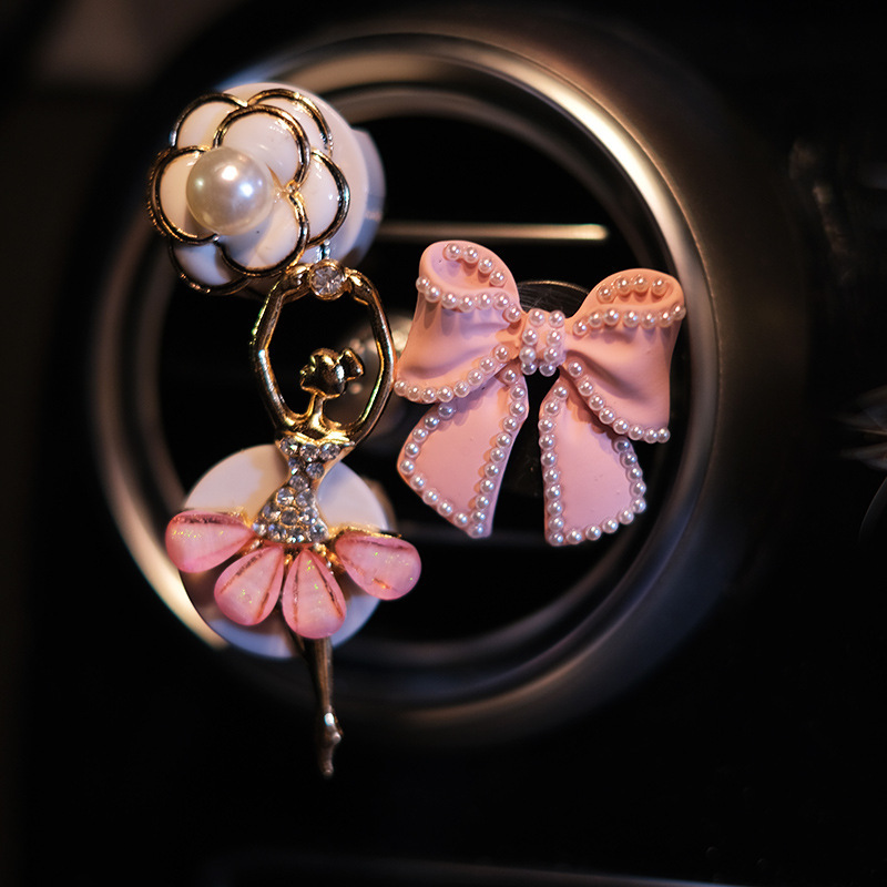 Perfume de coche creativo, aromaterapia de coche, celebridad de Internet, bowknot, salida de aire de coche, fragancia, decoración de fragancia ligera, mujer