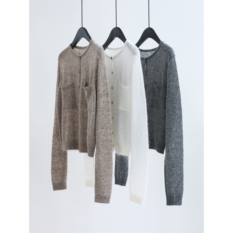 Korean-style silk raccoon pocket crew neck knit cardigan 26 autumn/winter fashionable simple long-sleeve outer sweater top for women Korean-style silk raccoon pocket crew neck knit cardigan 26 autumn/winter fashionable simple long-sleeve outer sweater top for women