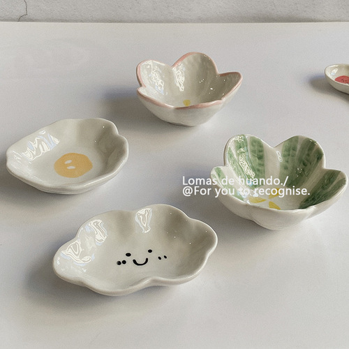 ins irregular hand-kneaded ceramic sauce dish cloud floret vinegar dish small dish condiment dish flavor dish snack dish