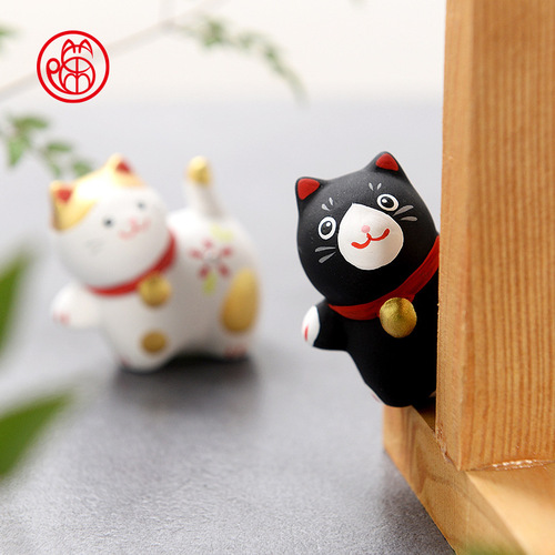 Le Meow Ceramic Handmade Cat Healing Gift Car Desktop Decoration Japanese Small Ornament Lucky Cat