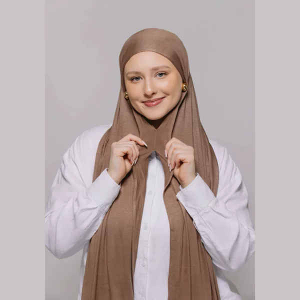 Solid color rolled-edge mercerized cotton long scarf-hood integrated simple pullover hat, breathable, skin-friendly, stretchy, for women's daily use