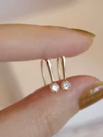 В светящейся S925 серебро с покрытием 14K золотой маленький ушной крючок чистый и простой легкий экстравагантный серебро серьги женщины