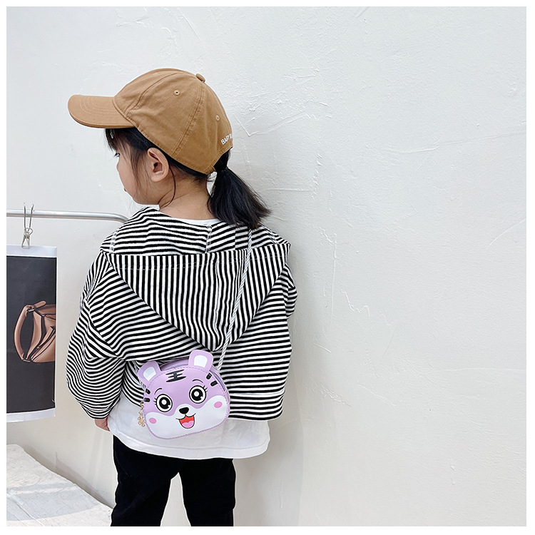 2022 Year of the Tiger New Children's coin Purse, Auspicious Tiger crossbody fashionable pu cute single-shoulder bag for both men and women Application Scenario