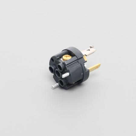原装AMERICAN DENKI美国电机工业插座3117HD设备连接器15A125V