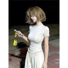 ѩ���ް�ɫ�ٽz��߅����t��Ů�ļ������@������΢͸����С����