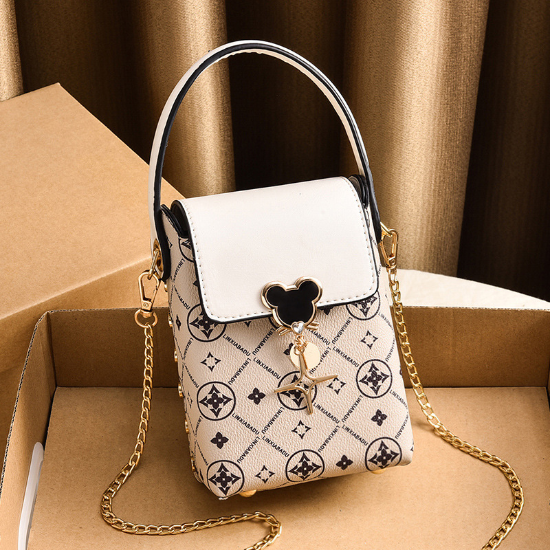 Borsa a tracolla piccola donna alla moda elegante stile estivo_voghion.com