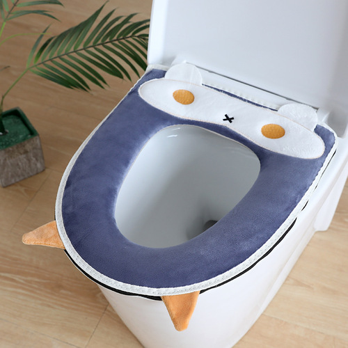 Wholesale O-shaped U-shaped universal portable plush waterproof toilet mat with handle autumn and winter coral velvet toilet seat cover
