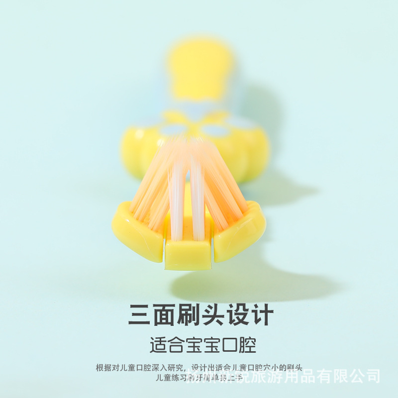 子供用三面柔らかい毛歯ブラシ、新鮮な色、柔らかい毛、ディープクリーニング毛爪、滑り止め子供用歯ブラシ卸売|undefined