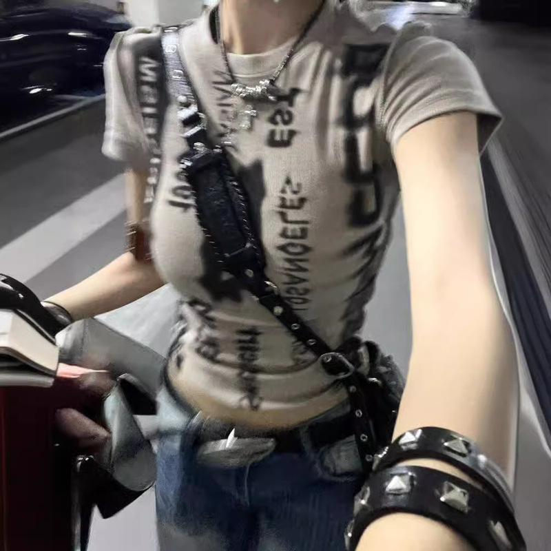 American ReTro ShorT-sleeved T-shirT for Women Summer New SweeT and Cool Sexy High-waisT Slim Navel-baring ShorT Top for Women ins Trend