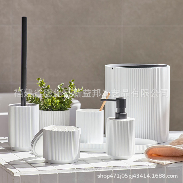 Botella de desinfectante para manos de hotel nórdico blanco con rayas geométricas de baño set de siete piezas set de baño set de lavabo bandeja taza