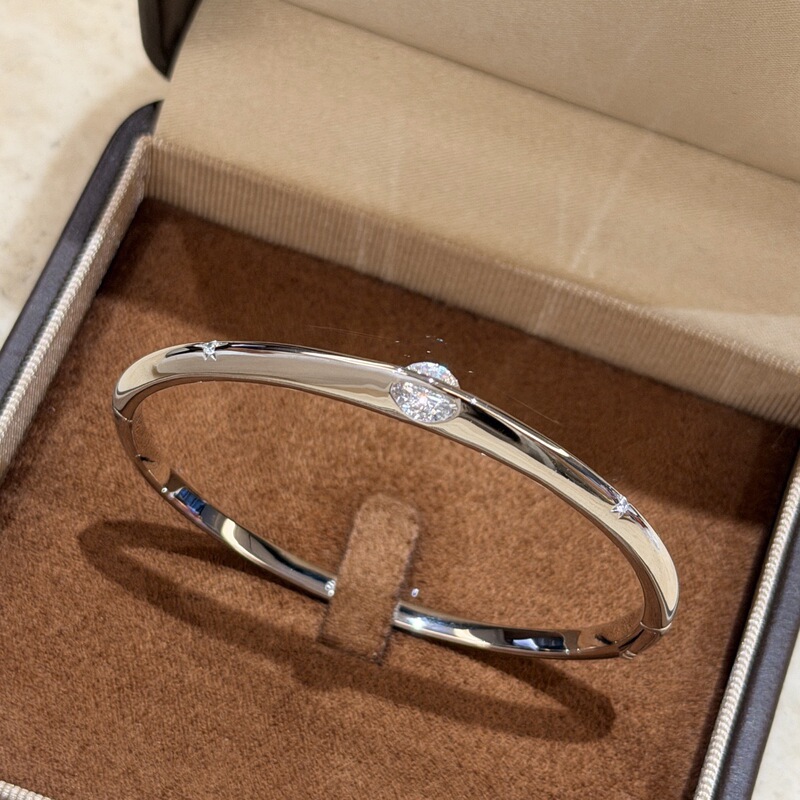 S925 Sterling Silver Exquisite Craftsmanship, High-End Minimalist Smooth Surface Saturn Ufo Single Diamond Bracelet, Light Luxury Versatile Bracelet Without Logo