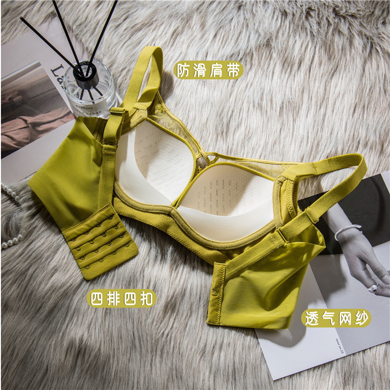 388 Sujetador de copa delgada de pecho grande sin anillo de acero sin esponja colección superior pecho anti-sagging satén ropa interior ajustable para mujeres
