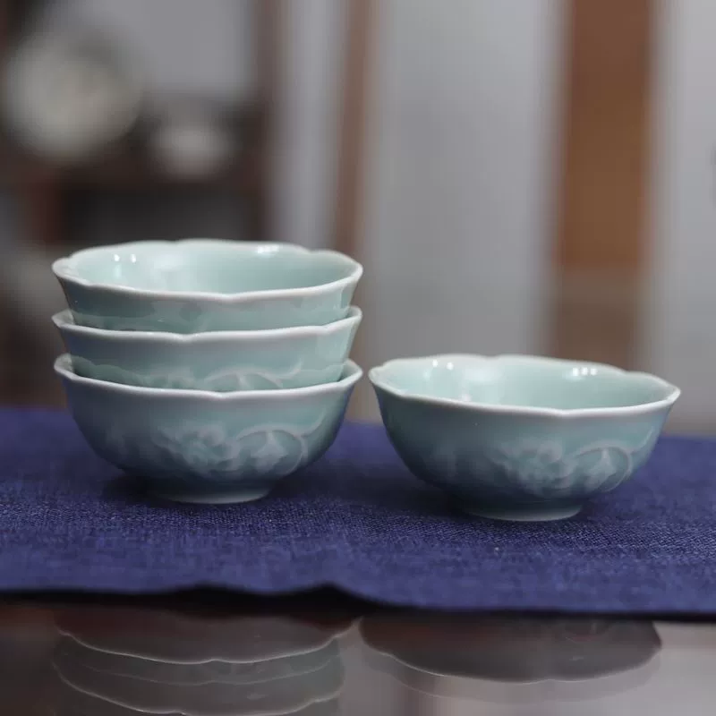 Кунг-фу чайный набор оптом Гуколоновая чаша чайная Ceramics Celadon Bean Green тиснение Пионовая чашка чая