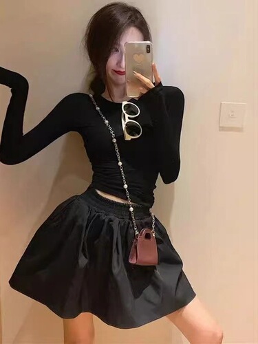 Threaded velvet 200g long-sleeved t-bottomed shirt women's spring and autumn new pure color inner shoulder round neck slim top