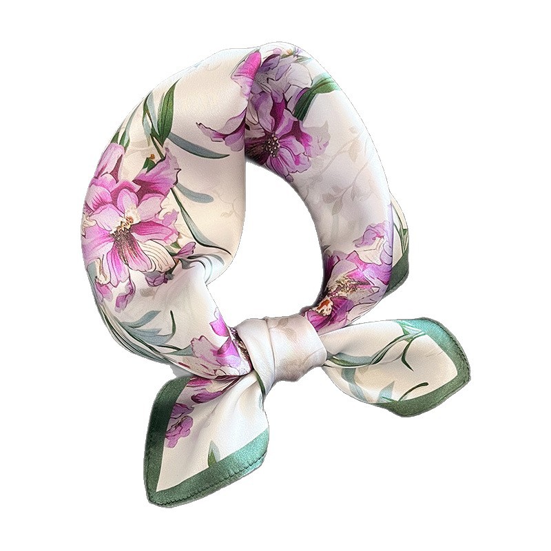 Guofeng Magnolia Silk 100% Morera Impresión de seda Bufanda pequeña Bufanda delgada de cuello de primavera y otoño para mujer Bufanda de seda del día de la madre