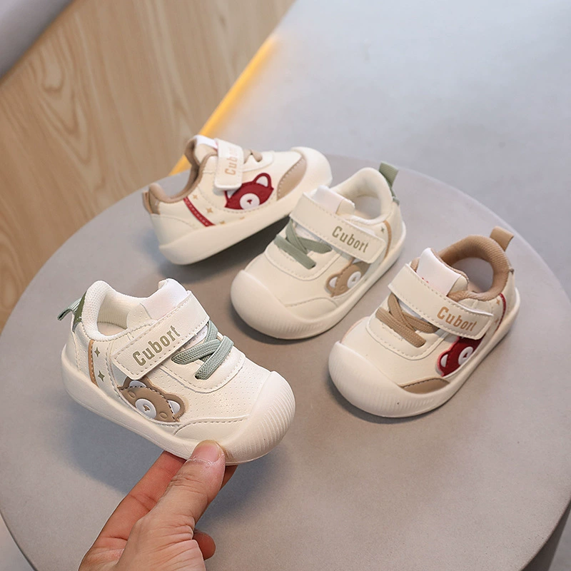 Дропшиппинг, экспорт весенне-осенних детских туфель на мягкой подошве для мальчиков и девочек в возрасте от 1 до 3 лет, нескользящая и функциональная обувь с защитой от ударов.