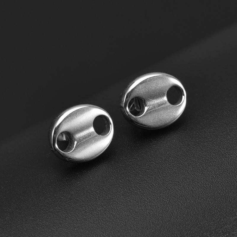 Stone-Free Inlay Material Ear Studs Classification 1 Pair Quantity Daily Occasion 304 Stainless Steel Material 18K Real Gold Plated 304 Stainless Steel PVD Coated Stone-Free Oval Waterproof Non Tarnish Simple Style Ear Studs For Women'S