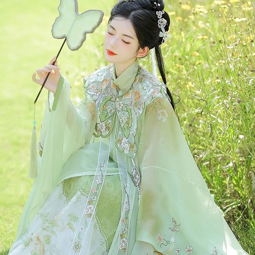 Yujì Original Green Field Fairy Oz Style Hanfu Dress for Women - New Summer Thin Collar Cloud Shoulder Ethereal Fairy Tale Ancient Costume