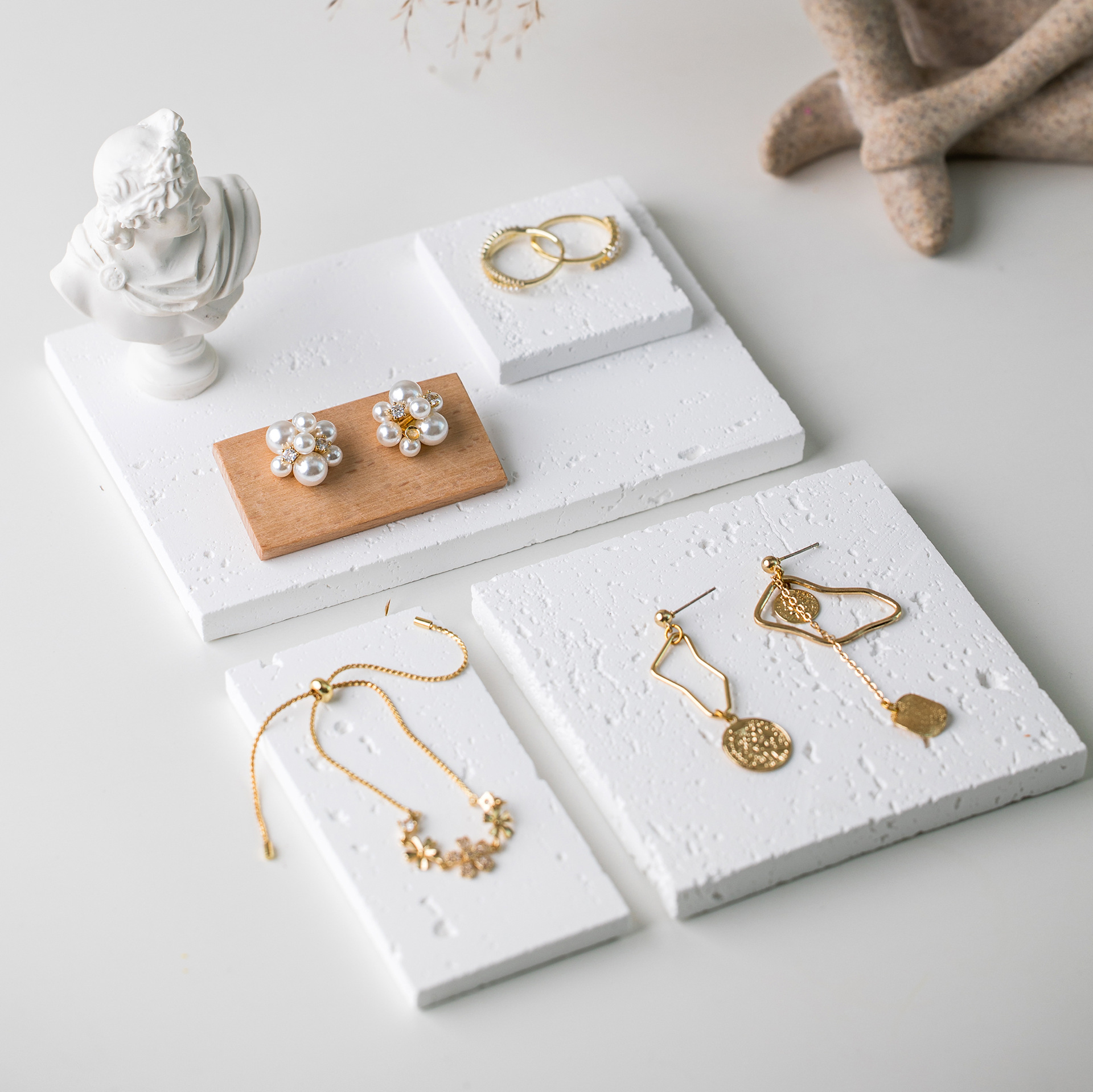 ins石膏洞洞石飾品展示石墊首飾托盤啞光裝飾小擺件珠寶拍攝道具