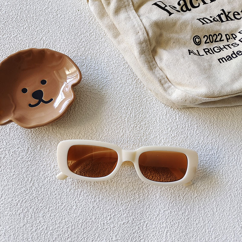 Ins gafas de sol retro para niños personalidad estilo occidental estilo cóncavo fotos decorativas gafas de sol de montura cuadrada para bebé