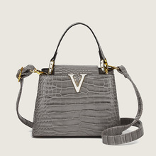 �{�~�y�¿���Ƥʯ�^�y���w�оW�t������r�Іμ�б���V����ˮͰ