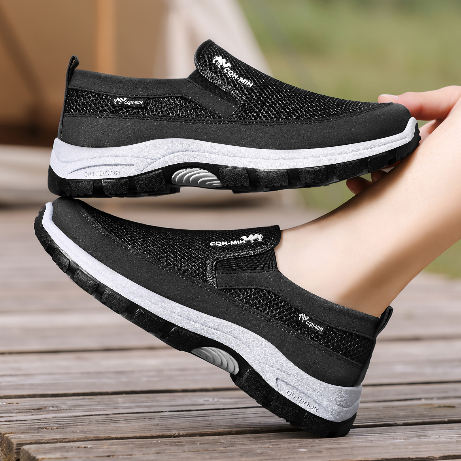 Zapatos de malla transfronterizos para hombres zapatos de verano transpirables zapatos casuales ligeros zapatos de papá de tamaño grande viejos zapatos de tela de Beijing zapatos simples