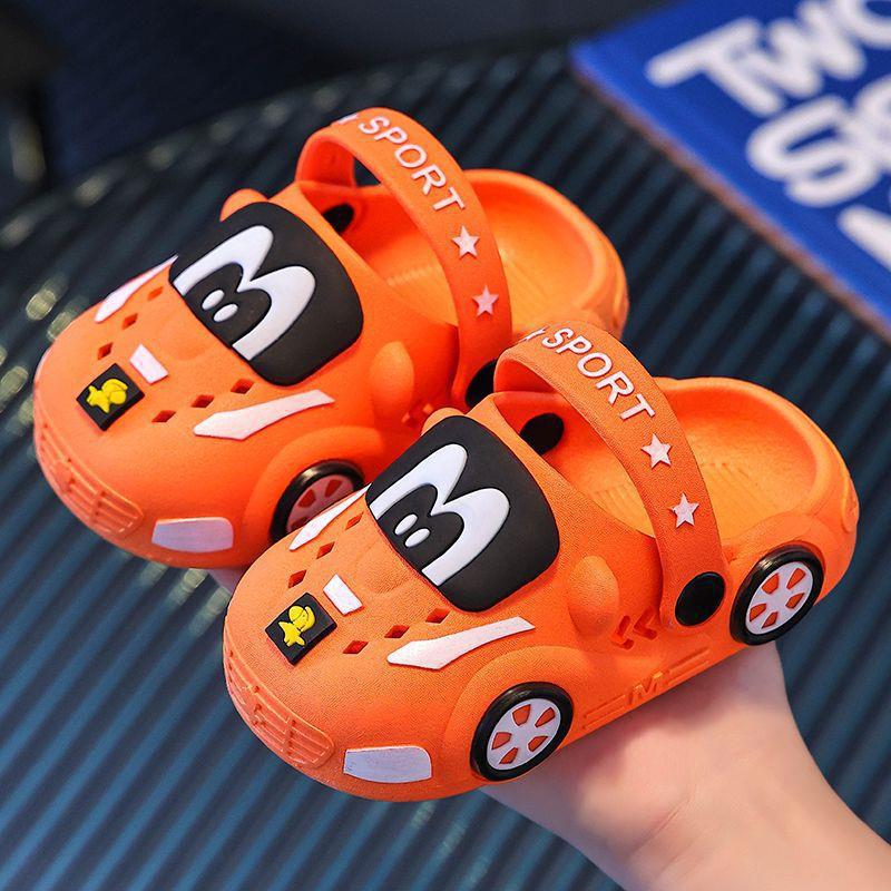 Zapatillas luminosas para niños de verano para niños de dibujos animados antideslizantes con base suave para bebés caseros sandalias