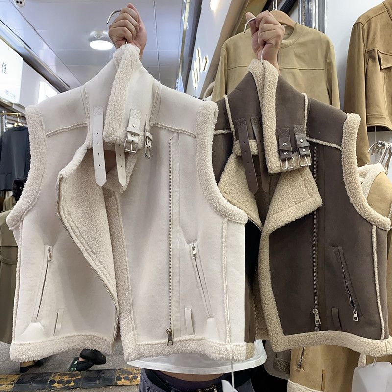 Faux Sheepskin Vest for Women 2026 New Autumn/Winter Thickened Motorcycle Vest Sheepskin Jacket Faux Sheepskin Vest for Women 2026 New Autumn/Winter Thickened Motorcycle Vest Sheepskin Jacket