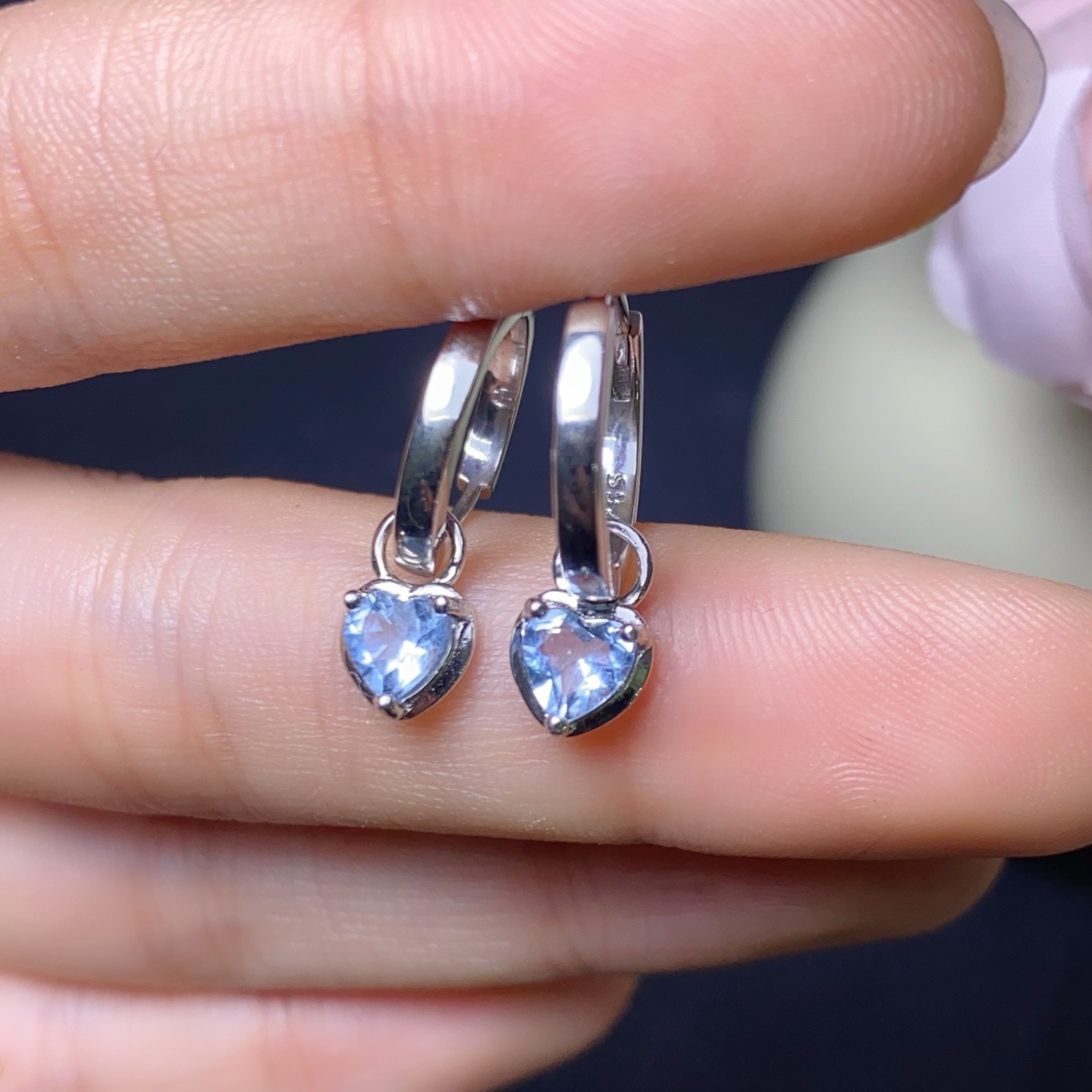 S925 pure silver sweet and cool natural aquamarine heart-shaped earrings for women, Korean style, fashionable and simple, ins artistic style