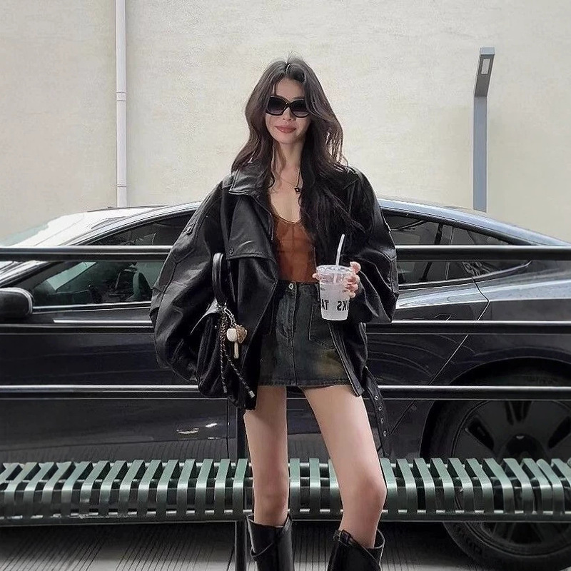 Ganeri # Black vintage motorcycle lapel PU leather jacket for women, autumn and winter leather coat