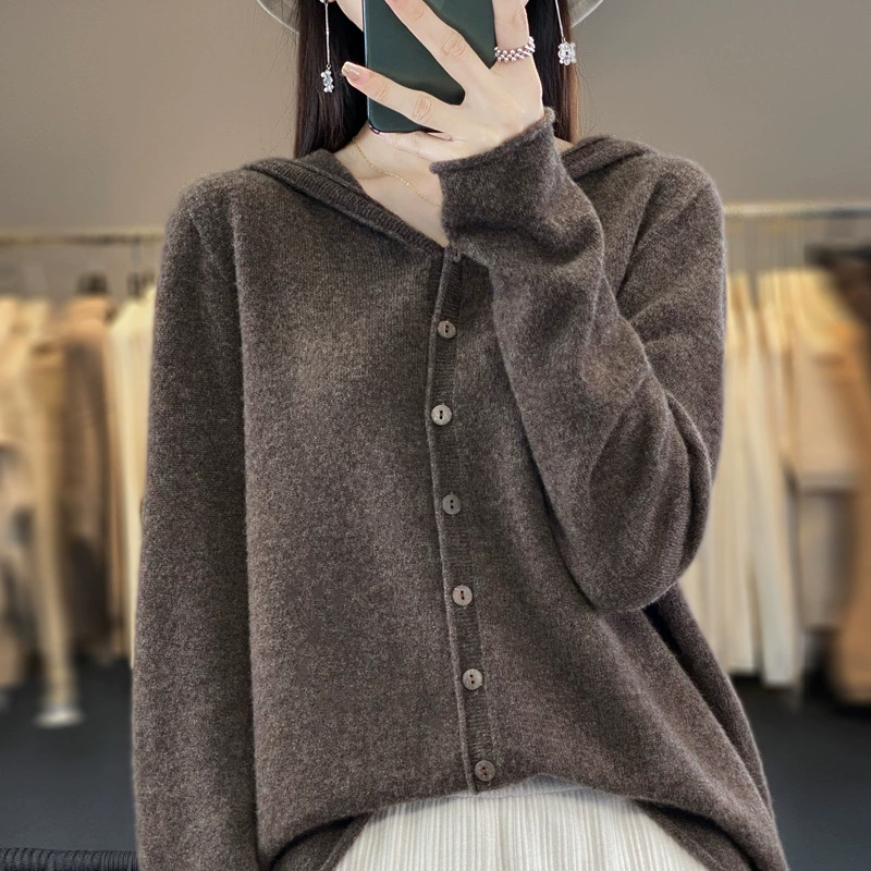 In Woolen sweater, knitted hoody, loose fit