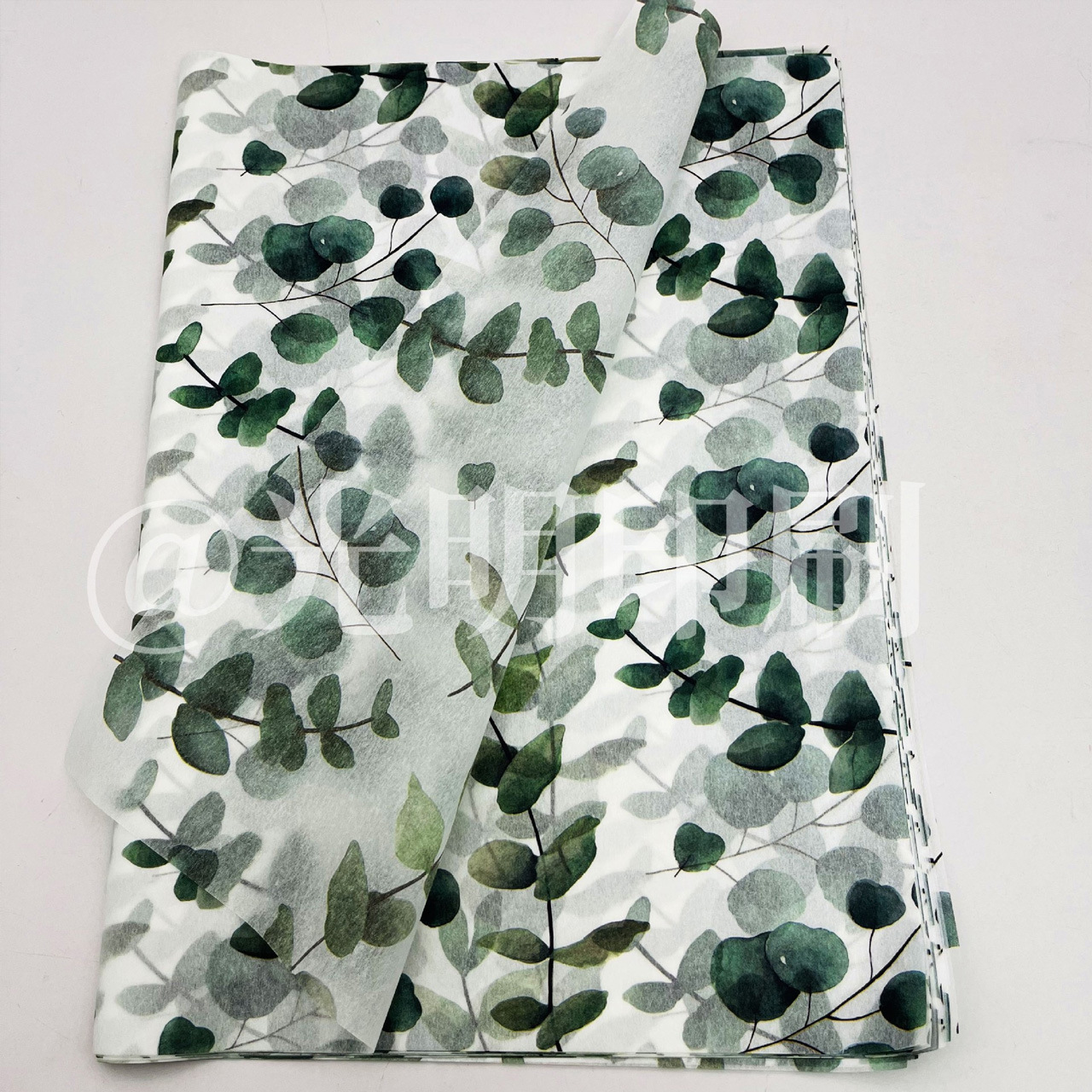 Suministro directo de fábrica de papel de copia con diseño de hojas, papel de regalo impreso a prueba de humedad en stock, cientos de patrones para elegir. image 7