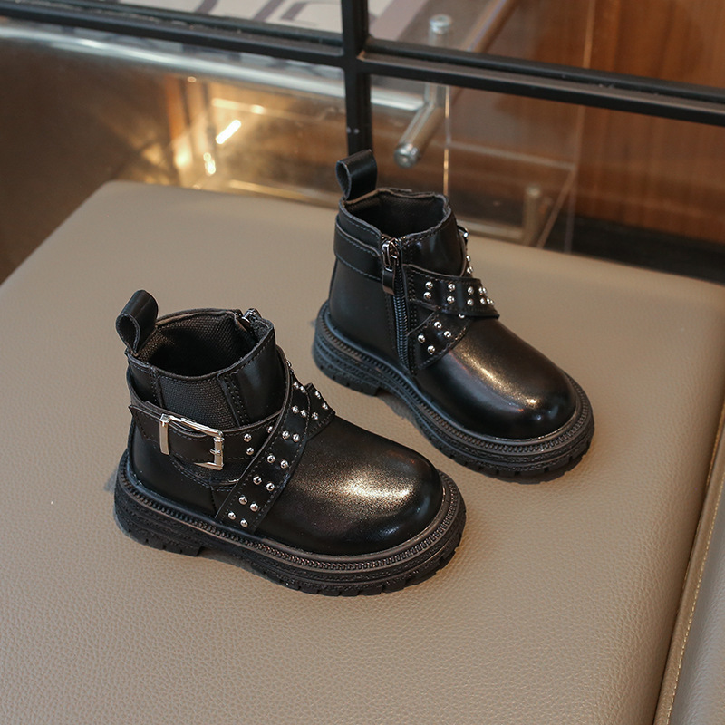 2025秋冬季新款儿童马丁靴英伦风靴子女童短靴男童休闲单靴百搭