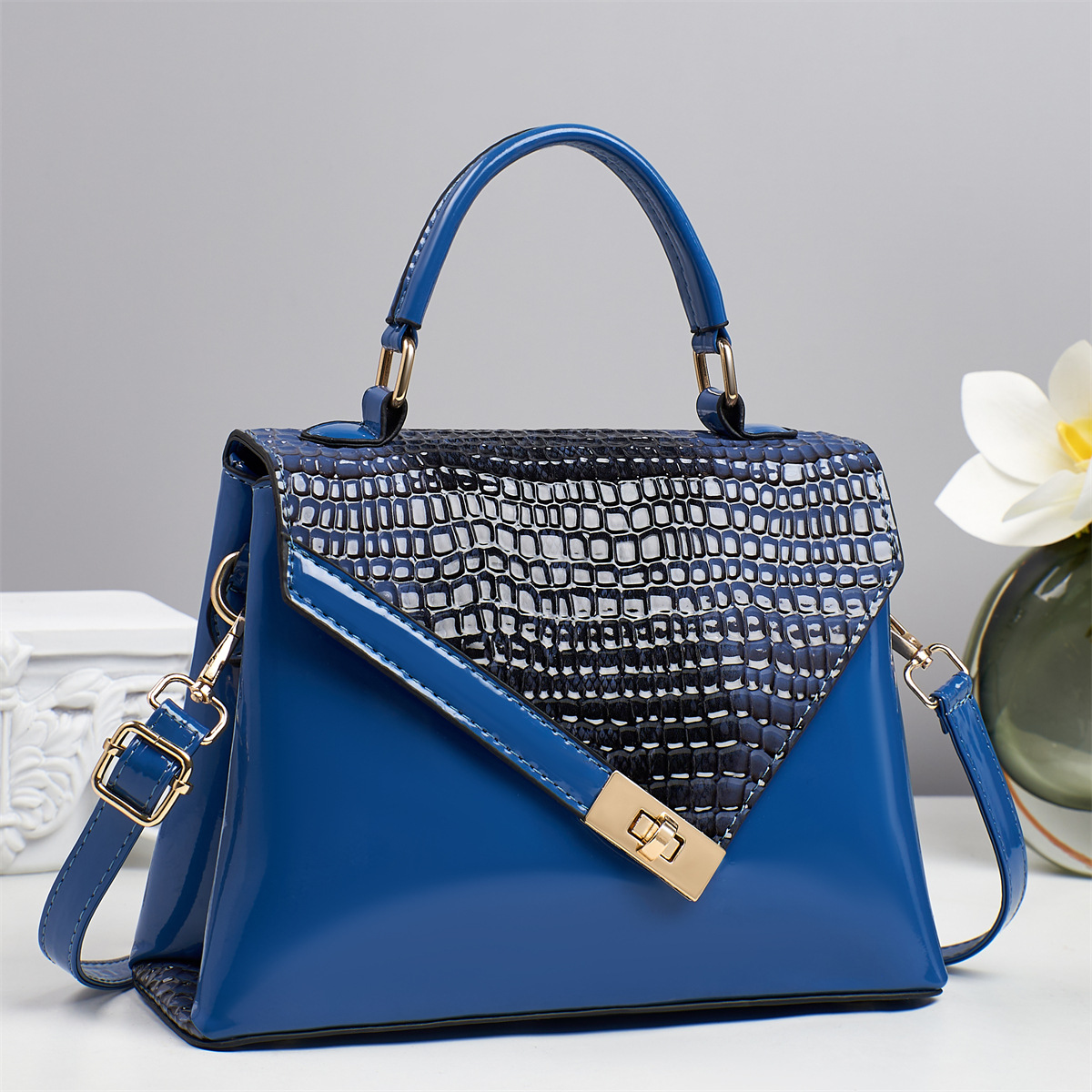 2025 primavera nuevo estilo bolso de mujer bolso grande europeo y americano bolso portátil de cuero suave de gran capacidad mensajero de un solo hombro bolso de mujer